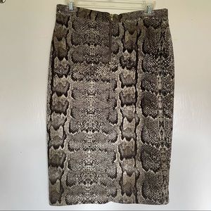 🐍 NWT H&M SNAKESKIN Print pencil skirt M 🐍